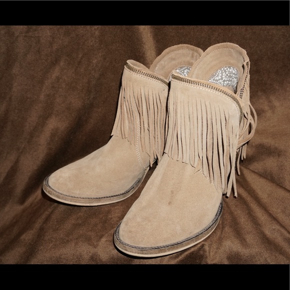 Fringe Tan Booties - Picture 3 of 4